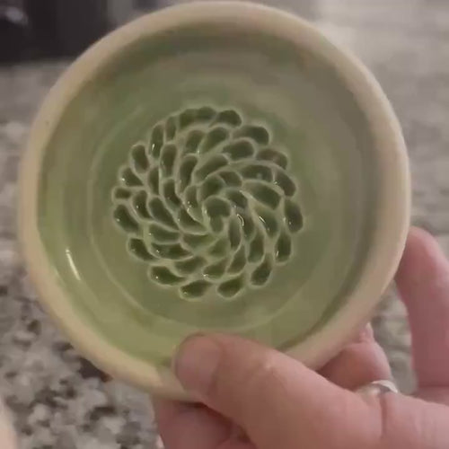 Handmade Ceramic Garlic Grater - Lots of Color Options - Multiple Sizes - Great for ginger, turmeric, Parmesan, etc.  - Dishwasher safe